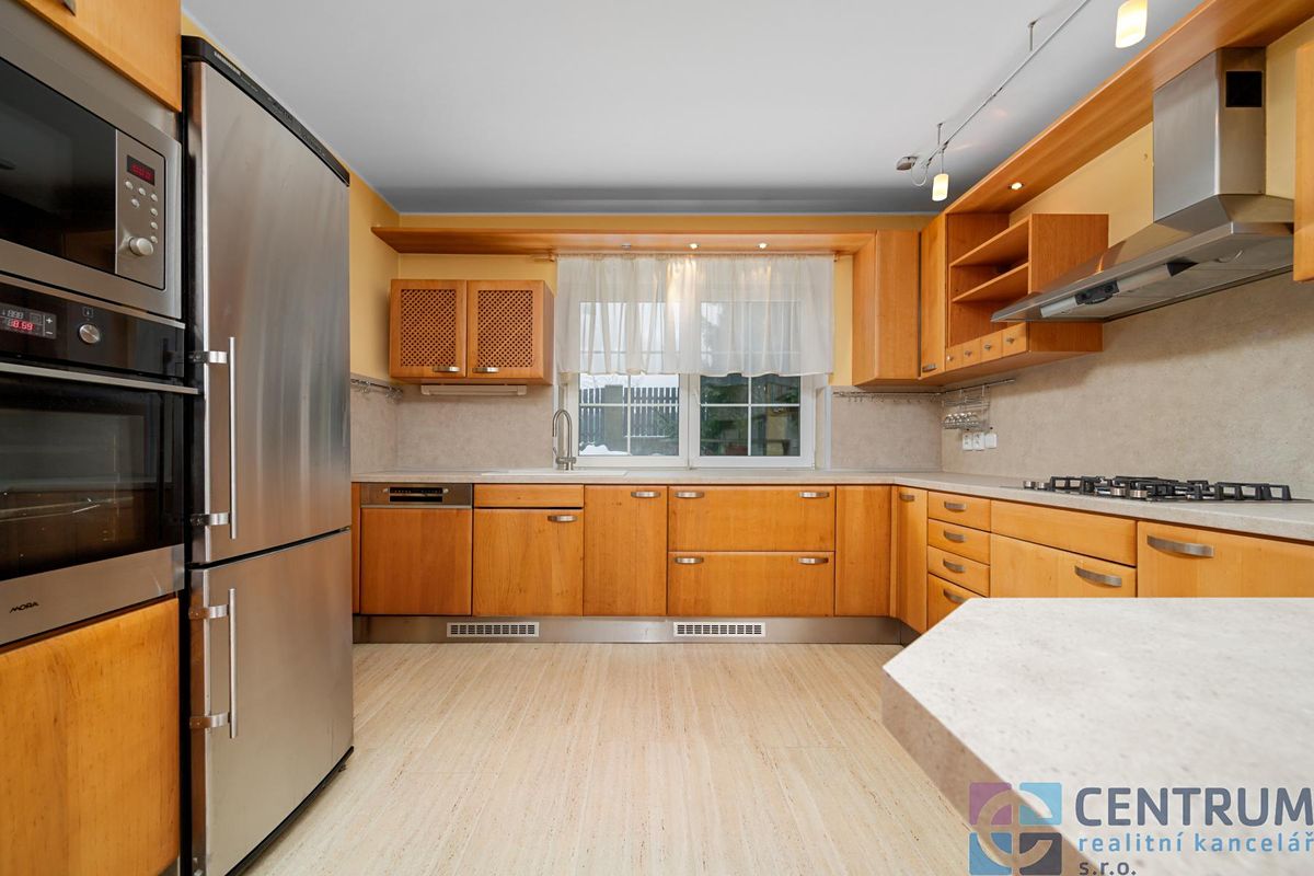 Prodej rodinného domu 190 m², pozemek 1915 m² – fotografie 4