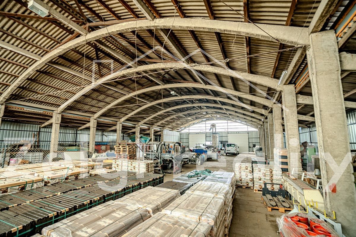 Pronájem skladového prostoru 1000 m² – fotografie 4