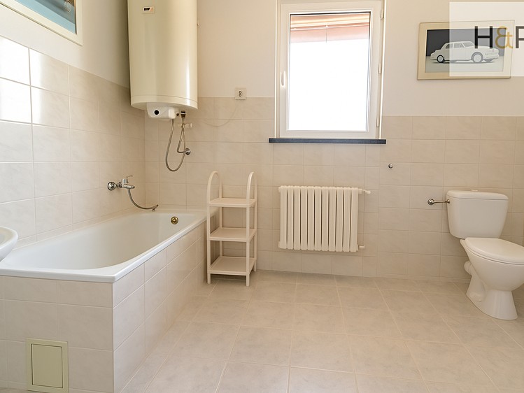 Будинок на продаж, 300 м² (15 з 31)