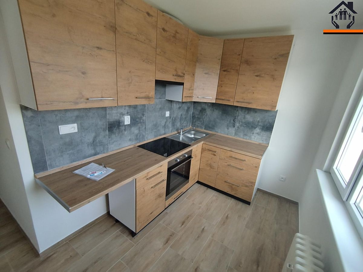 Pronájem bytu 2+1 56 m²
