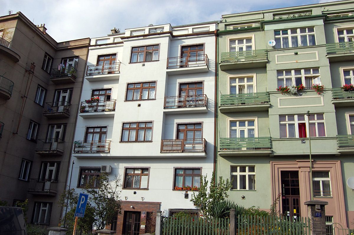 Pronájem bytu 1+1 52 m²