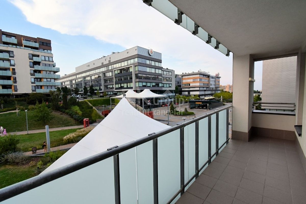 Prodej bytu 2+kk 65 m²