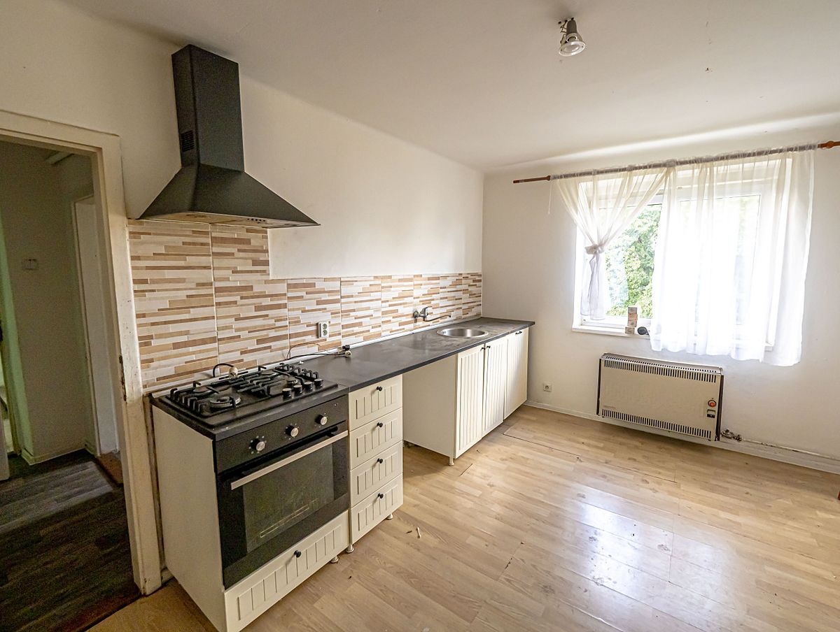 Pronájem bytu 2+1 48 m² – fotografie 2