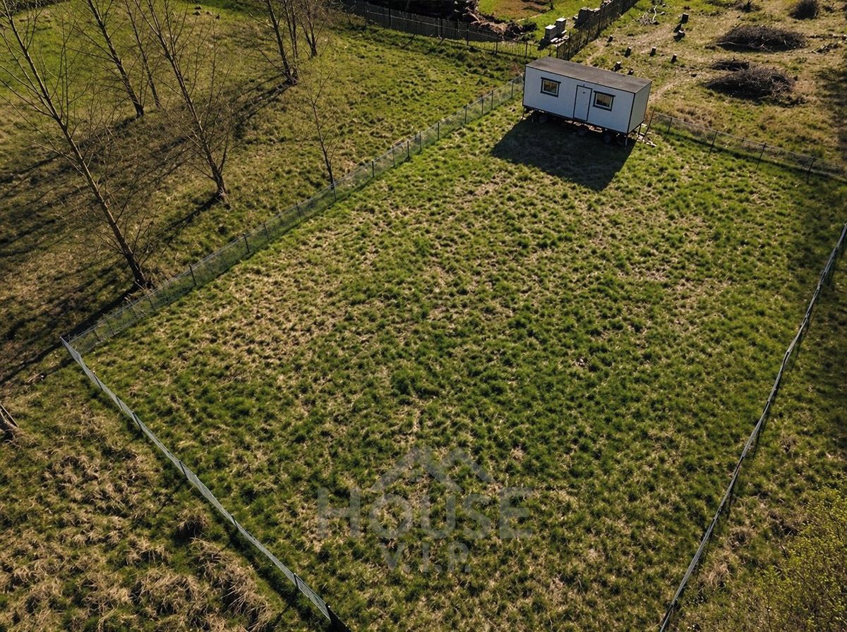 Prodej zahrady 701 m² – fotografie 2
