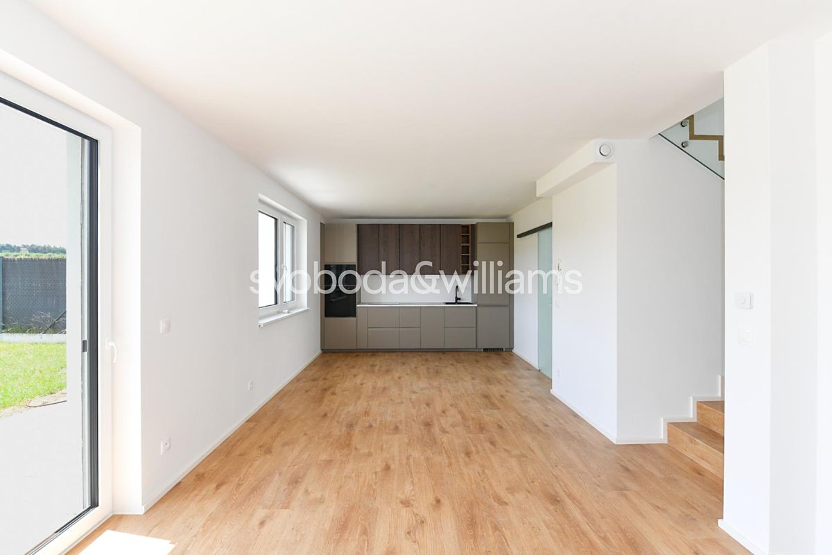 Pronájem rodinného domu 119 m², pozemek 418 m² – fotografie 5