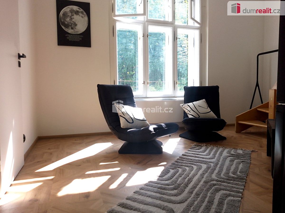 Pronájem bytu 2+kk 33 m²