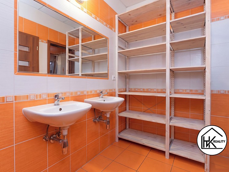 Комерційне приміщення в оренду, 170 м² (20 з 29)