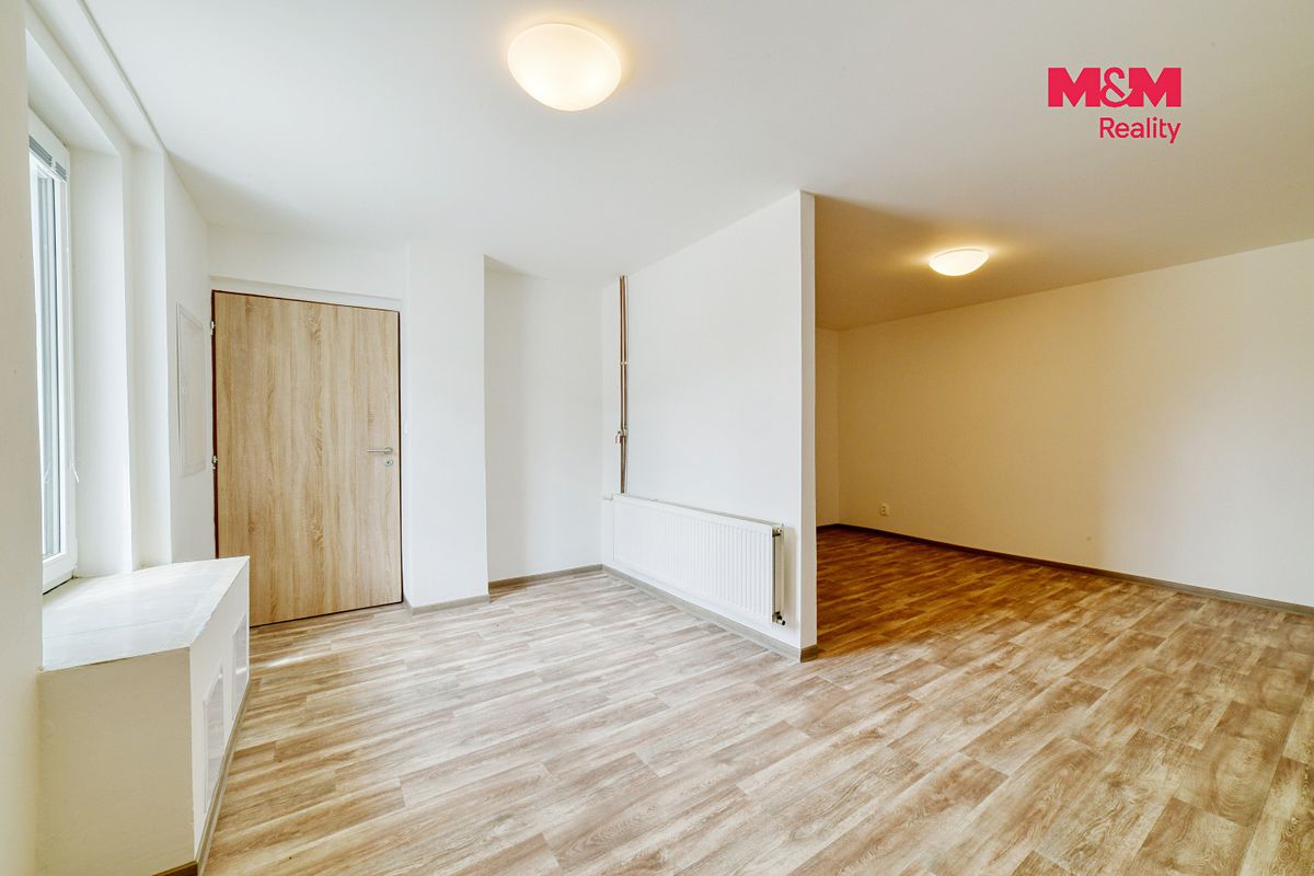 Pronájem obchodního prostoru 175 m² – fotografie 3