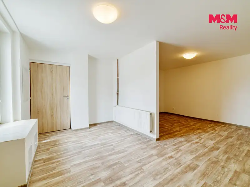 Pronájem obchodního prostoru 175 m², Mariánské Lázně – náhled fotky 3