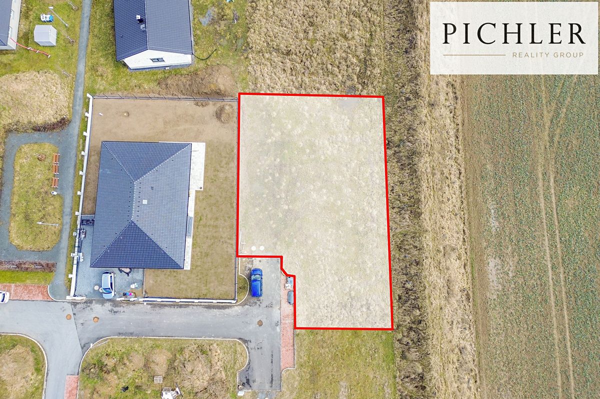 Prodej stavebního pozemku 812 m², Blovice – fotka 1 z 3
