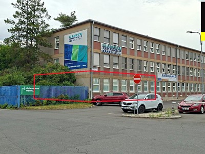 Pronájem komerčního prostoru, 140 m² (2 z 13)