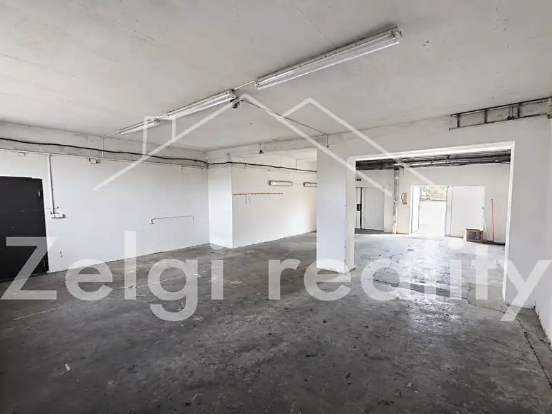 Pronájem skladového prostoru 112 m², Břeclav – náhled fotky 2