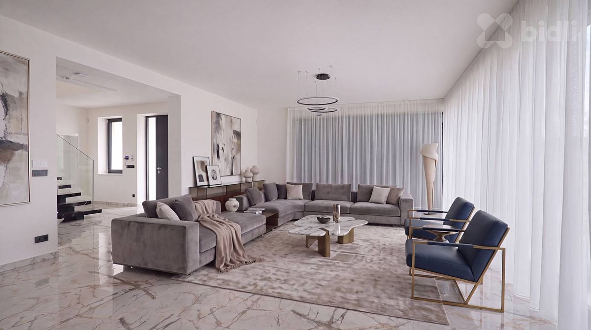 Prodej rodinného domu 336 m², pozemek 1620 m² – fotografie 2