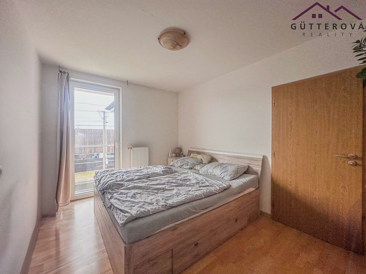 Pronájem bytu 2+kk 42 m²