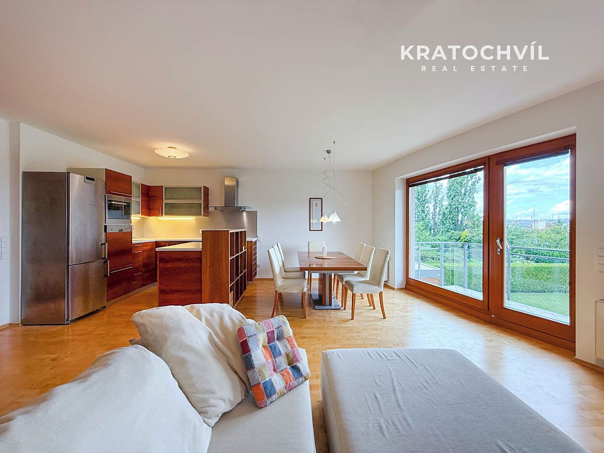 Pronájem bytu 3+kk 119 m²