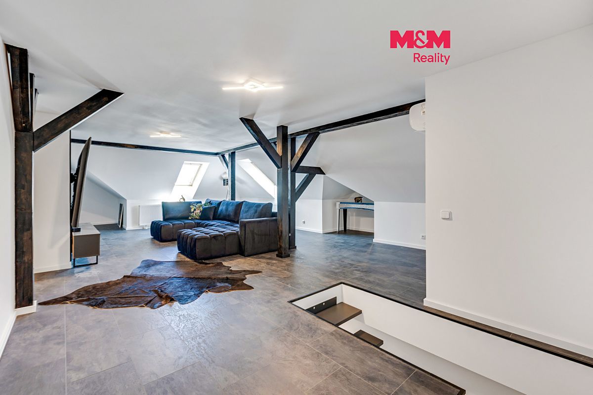 Prodej bytu 4+kk 141 m²