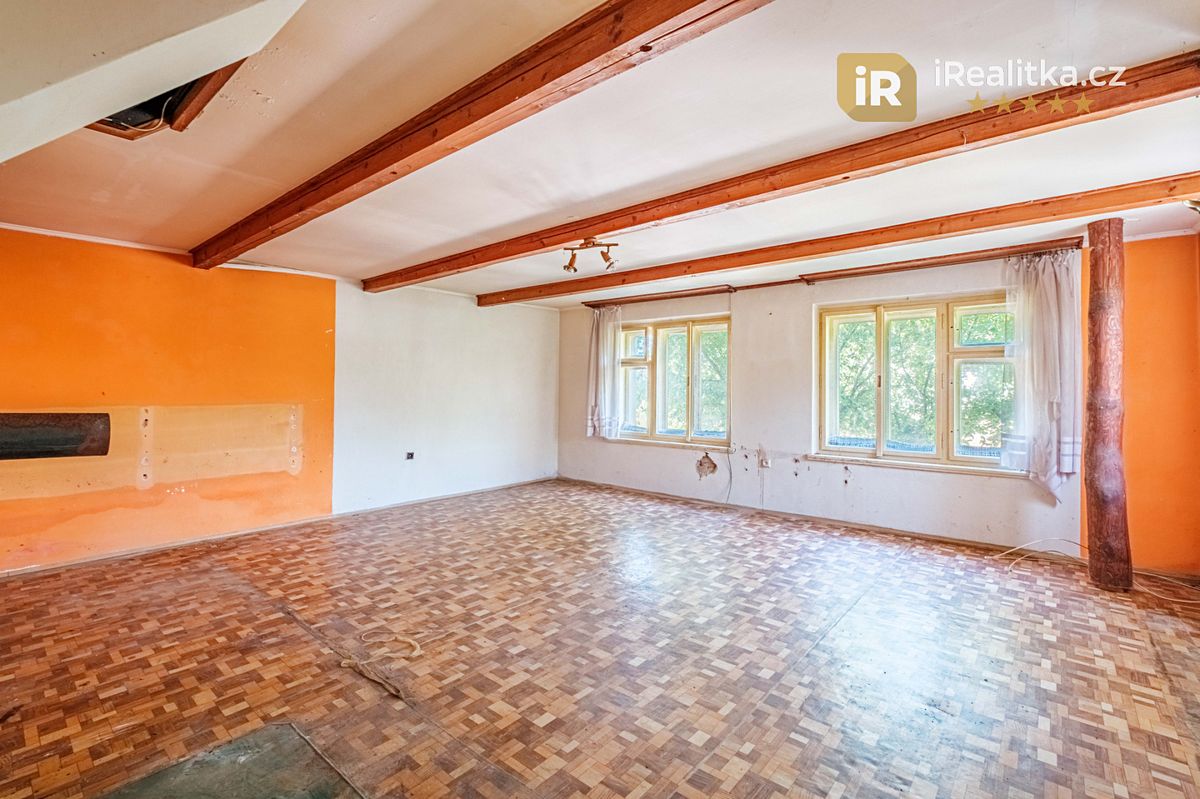 Prodej rodinného domu 66 m², pozemek 585 m² – fotografie 2