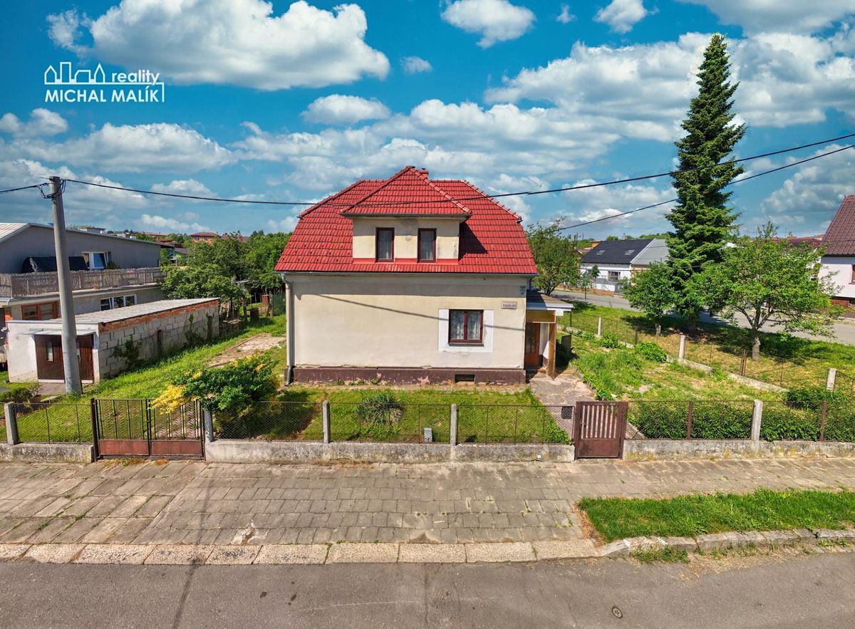 Prodej rodinného domu 106 m², pozemek 661 m² – fotografie 4