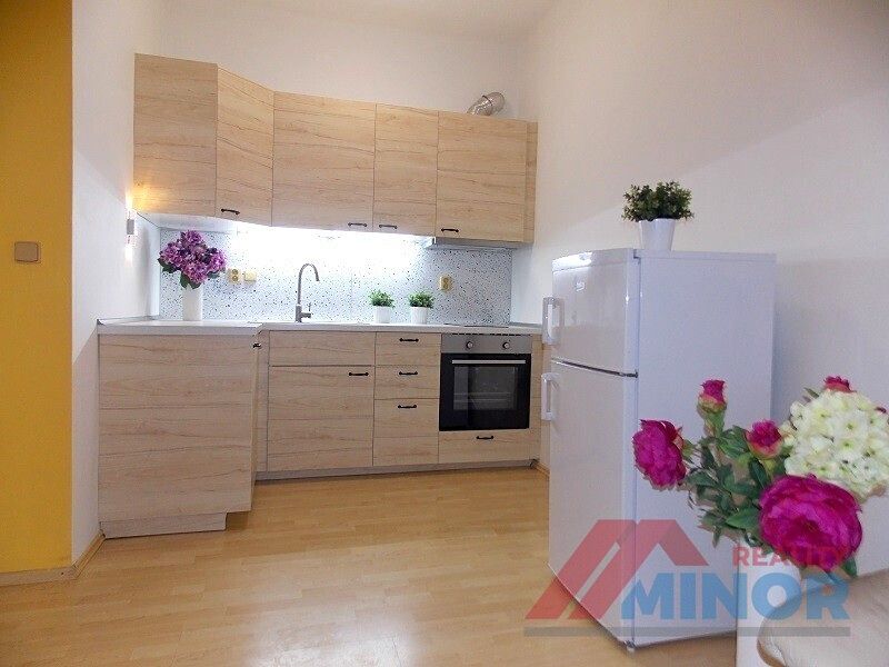 Pronájem bytu 2+kk 44 m²