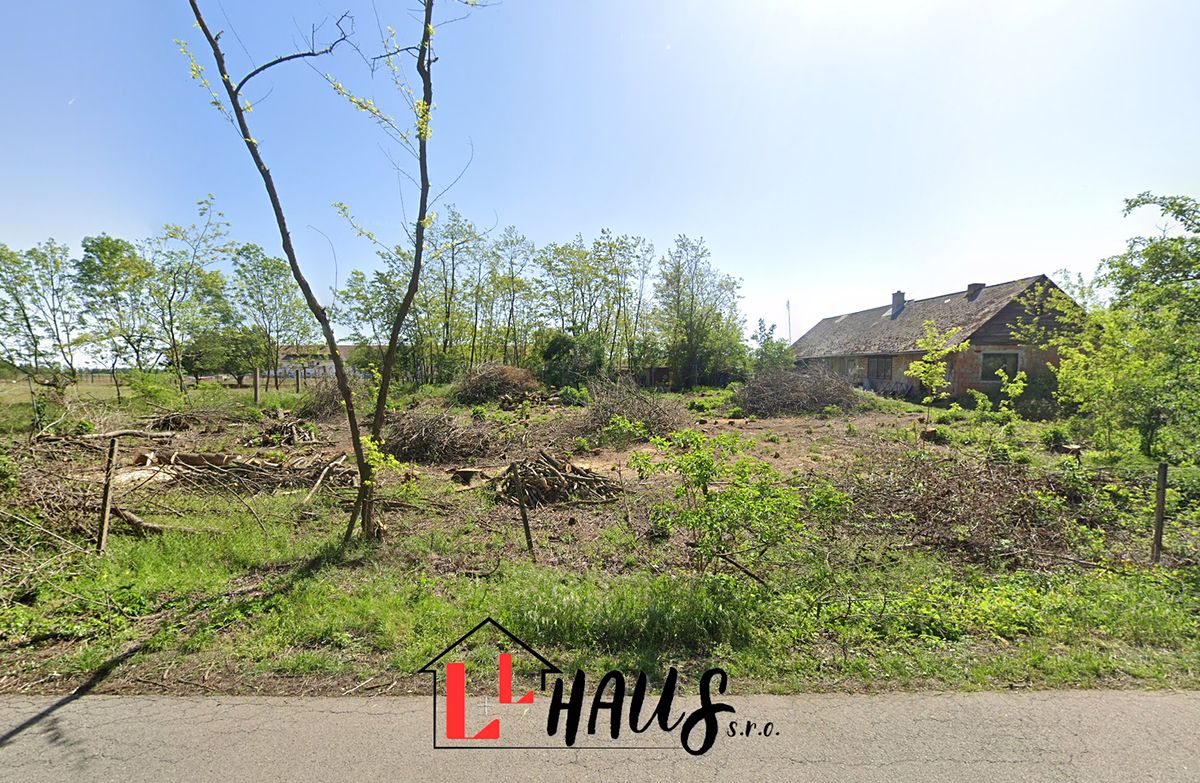 Prodej stavebního pozemku 1536 m², Velký Karlov – fotka 1 z 3