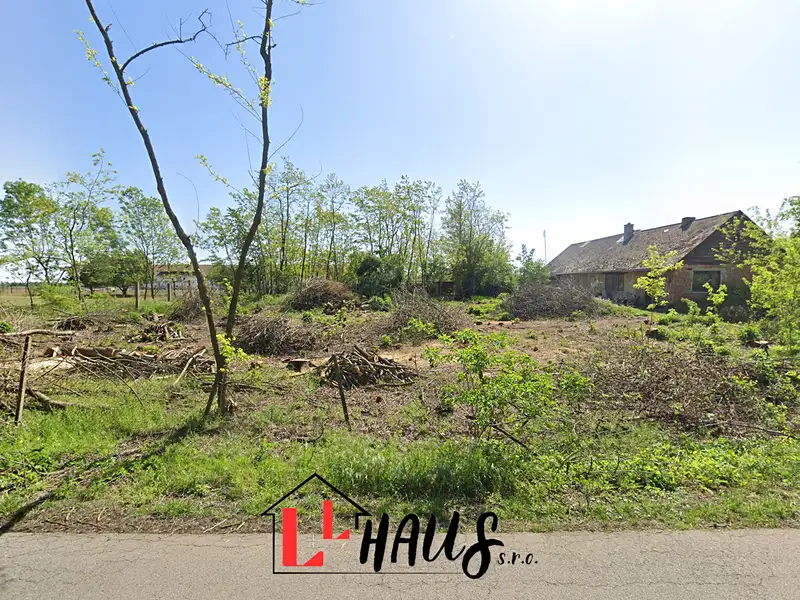 Prodej stavebního pozemku 1536 m², Velký Karlov – náhled fotky 1