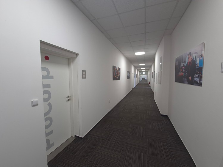 Комерційне приміщення в оренду, 140 м² (6 з 14)