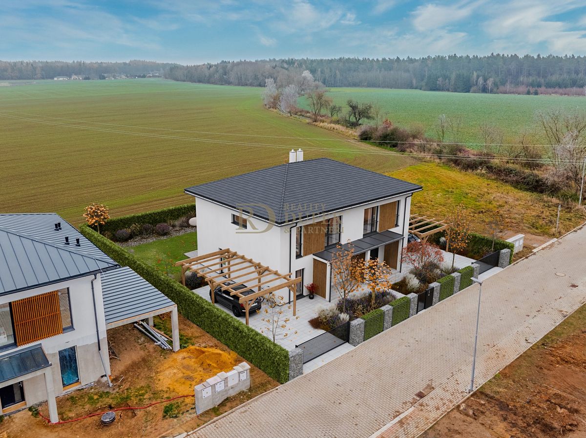 Prodej rodinného domu 134 m², pozemek 430 m² – fotografie 2