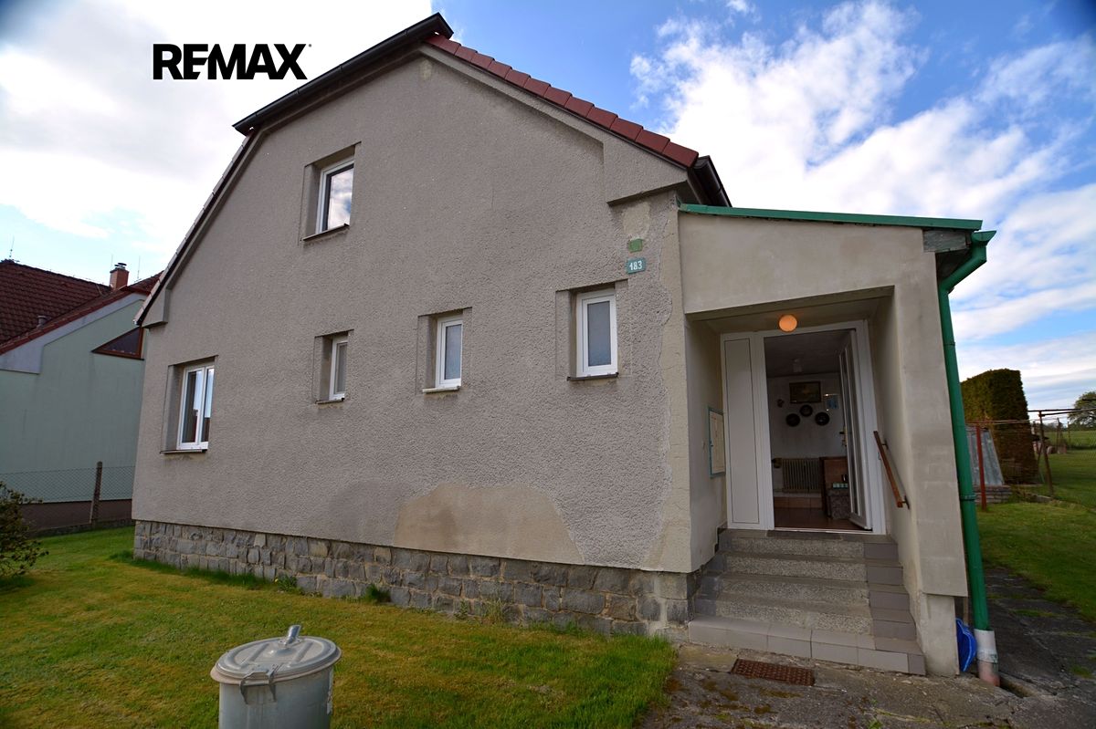 Prodej rodinného domu 187 m², pozemek 344 m² – fotografie 4