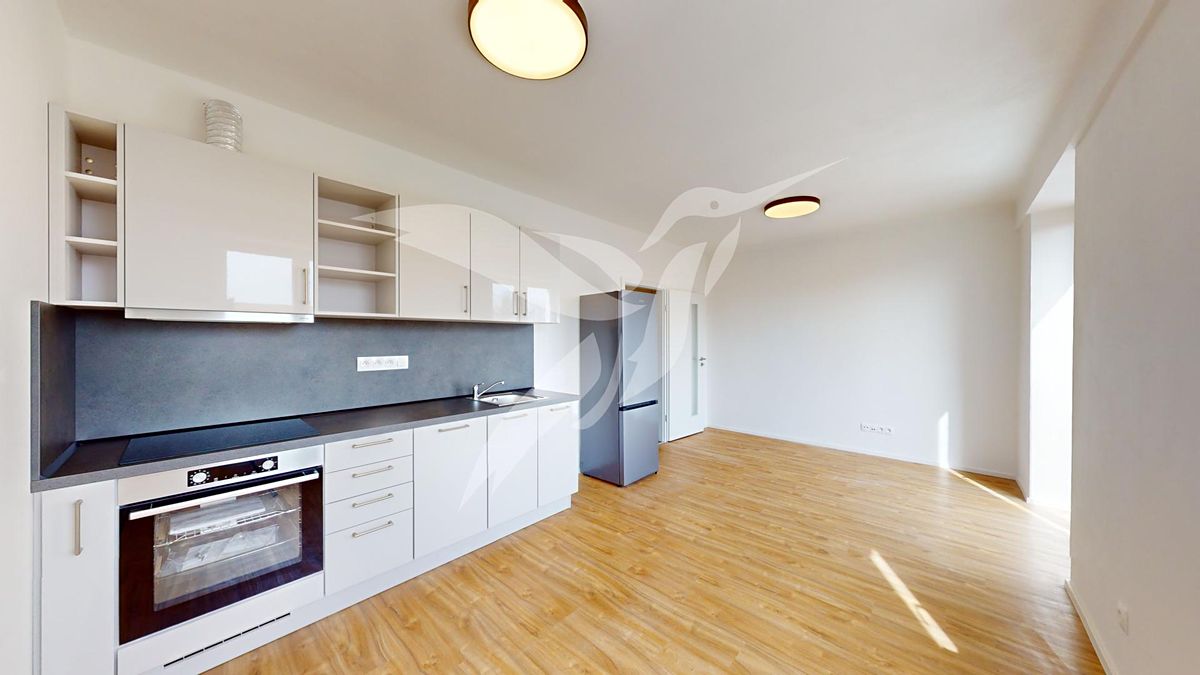 Pronájem bytu 1+kk 28 m²
