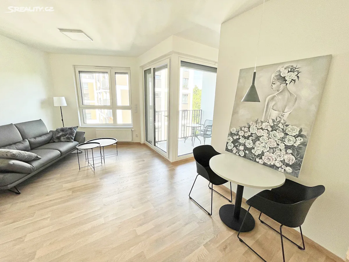 Pronájem bytu 2+kk 40 m², Praha