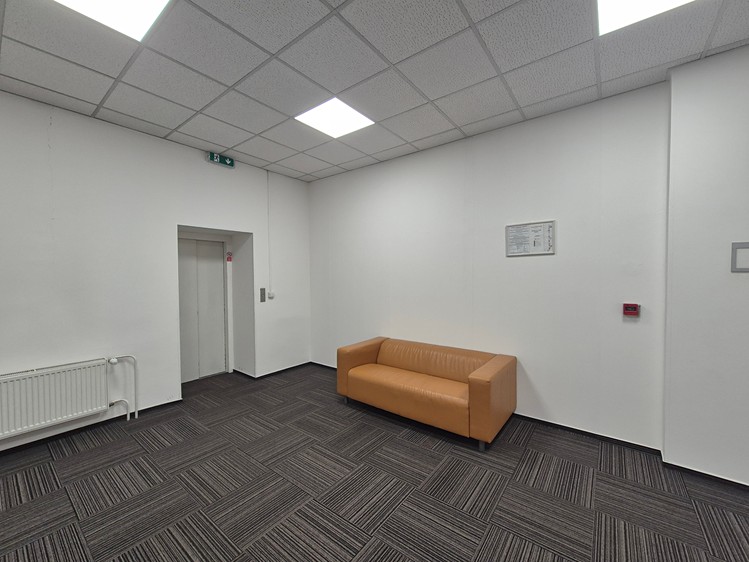 Комерційне приміщення в оренду, 140 м² (13 з 14)