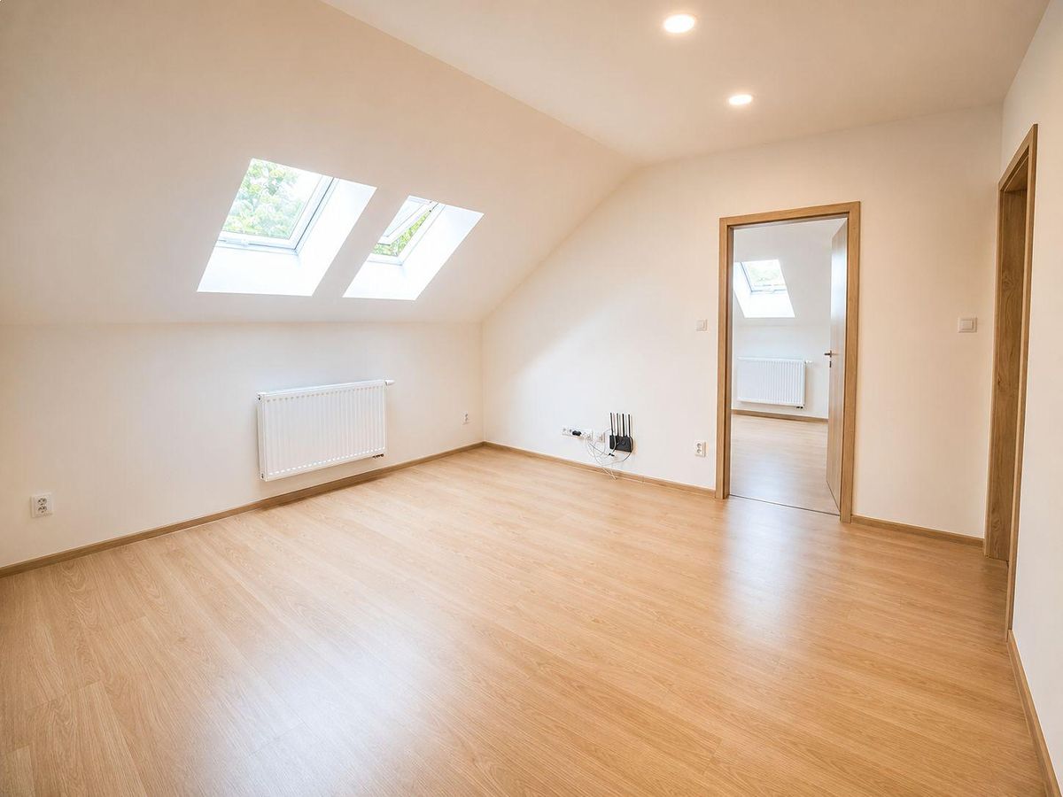 Pronájem bytu 3+kk 75 m² – fotografie 3