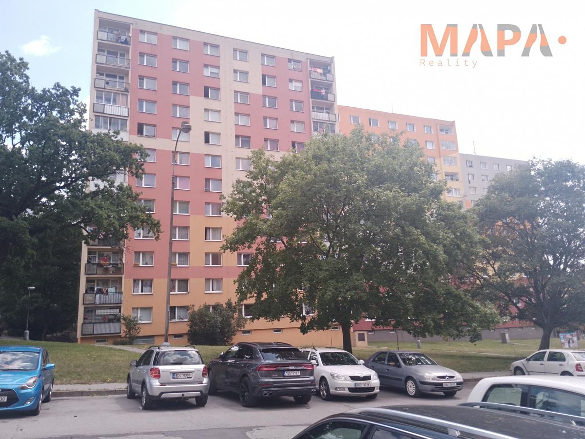 Pronájem bytu 1+1 62 m²