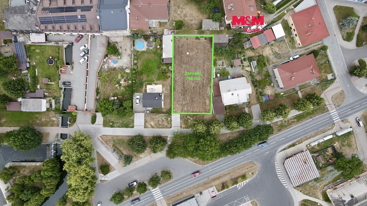 Pronájem zahrady 780 m²