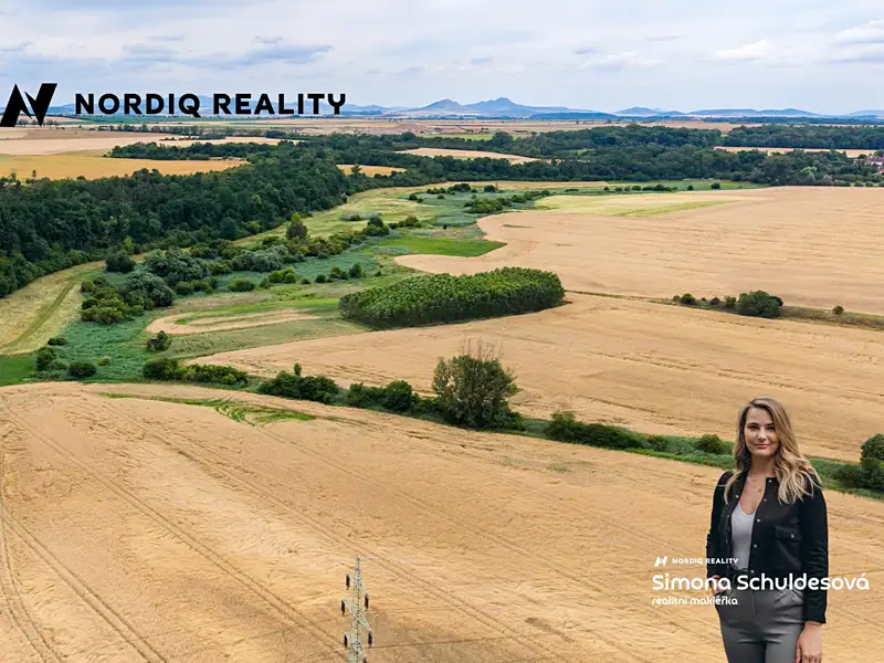 Prodej pole 7506 m², Staňkovice – náhled fotky 1