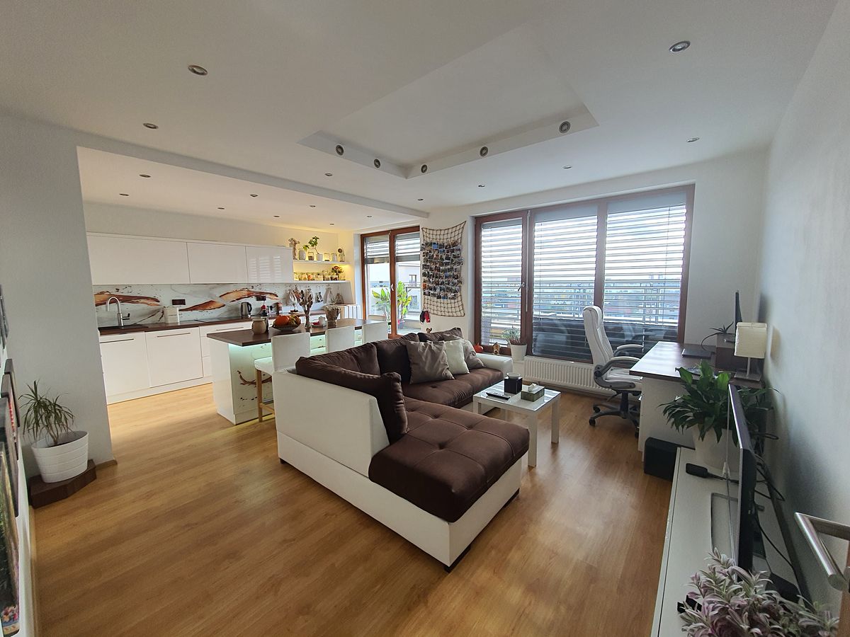 Pronájem bytu 2+kk 68 m²