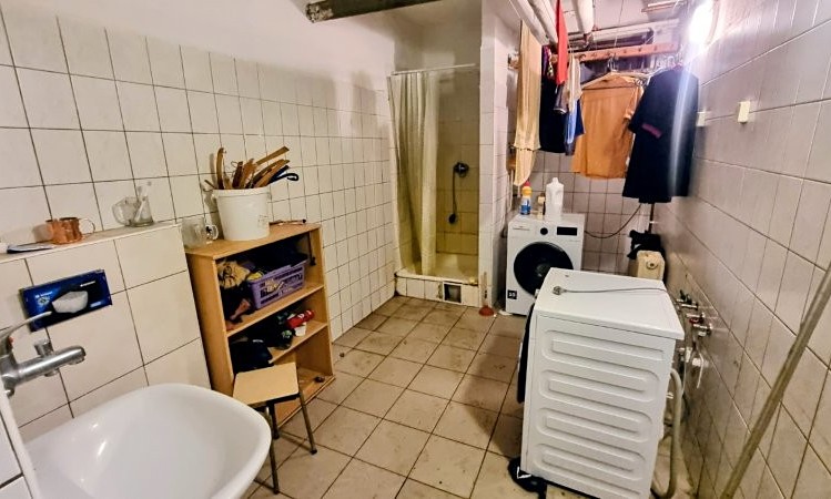 Prodej komerčního prostoru, 430 m² (14 z 18)