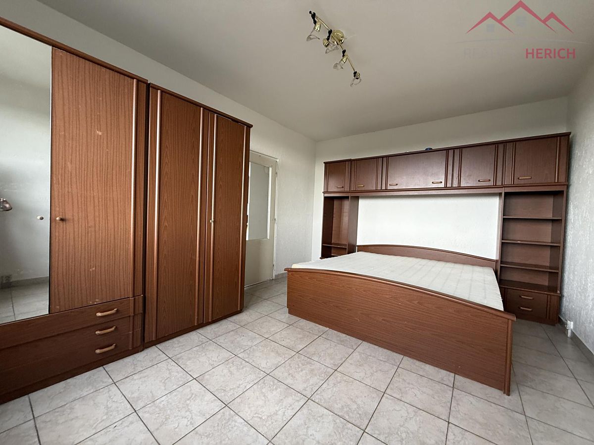 Pronájem bytu 1+1 36 m² – fotografie 3