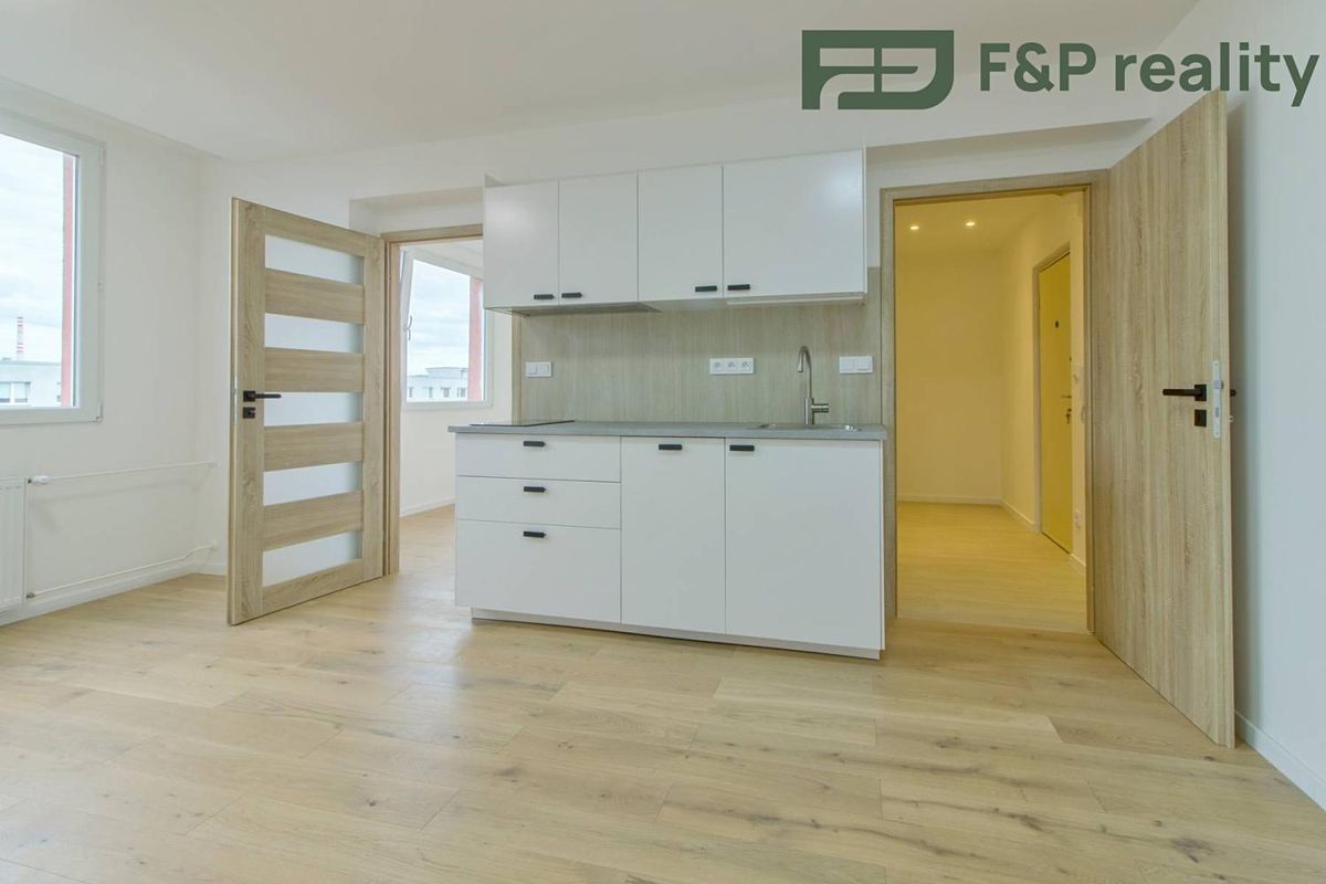 Pronájem bytu 2+kk 33 m²