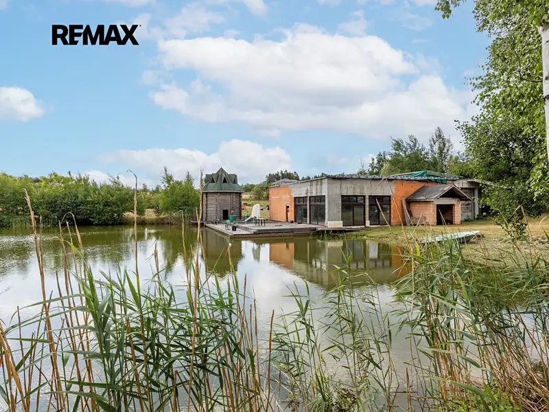 Prodej zemědělské usedlosti 900 m², pozemek 74164 m², Nová Role – náhled fotky 3