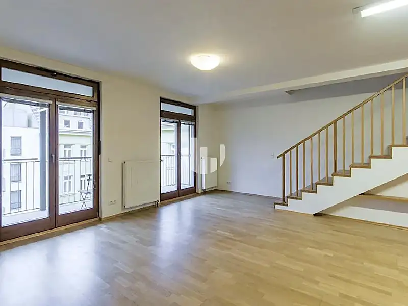 Pronájem kanceláře 147 m², Praha – náhled fotky 2