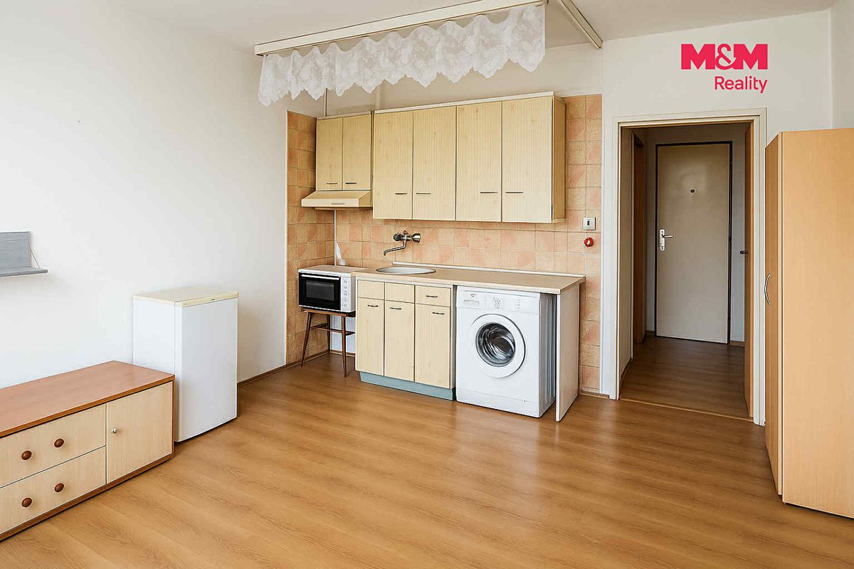 Pronájem bytu 1+kk 20 m² – fotografie 2