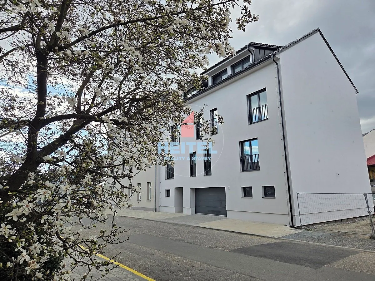 Pronájem bytu 2+kk 52 m², Olomouc