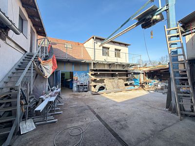 Prodej skladového prostoru 246 m²