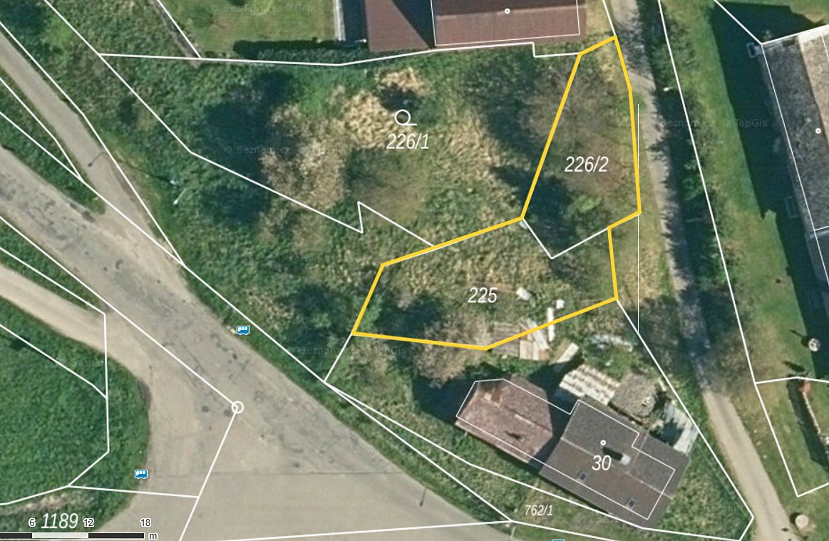 Prodej stavebního pozemku 428 m², Rokytá – fotka 1 z 3