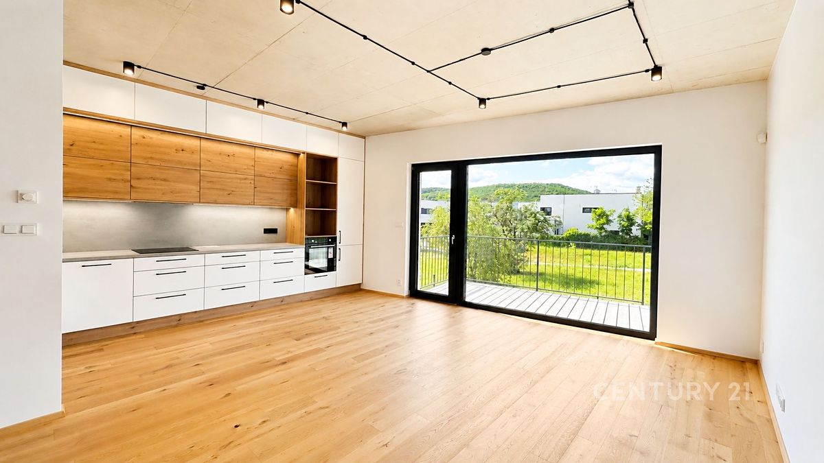 Pronájem bytu 4+kk 98 m²