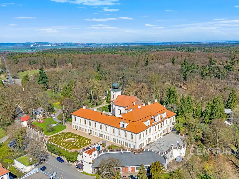 Prodej stavebního pozemku 1250 m², Loučeň – náhled fotky 1