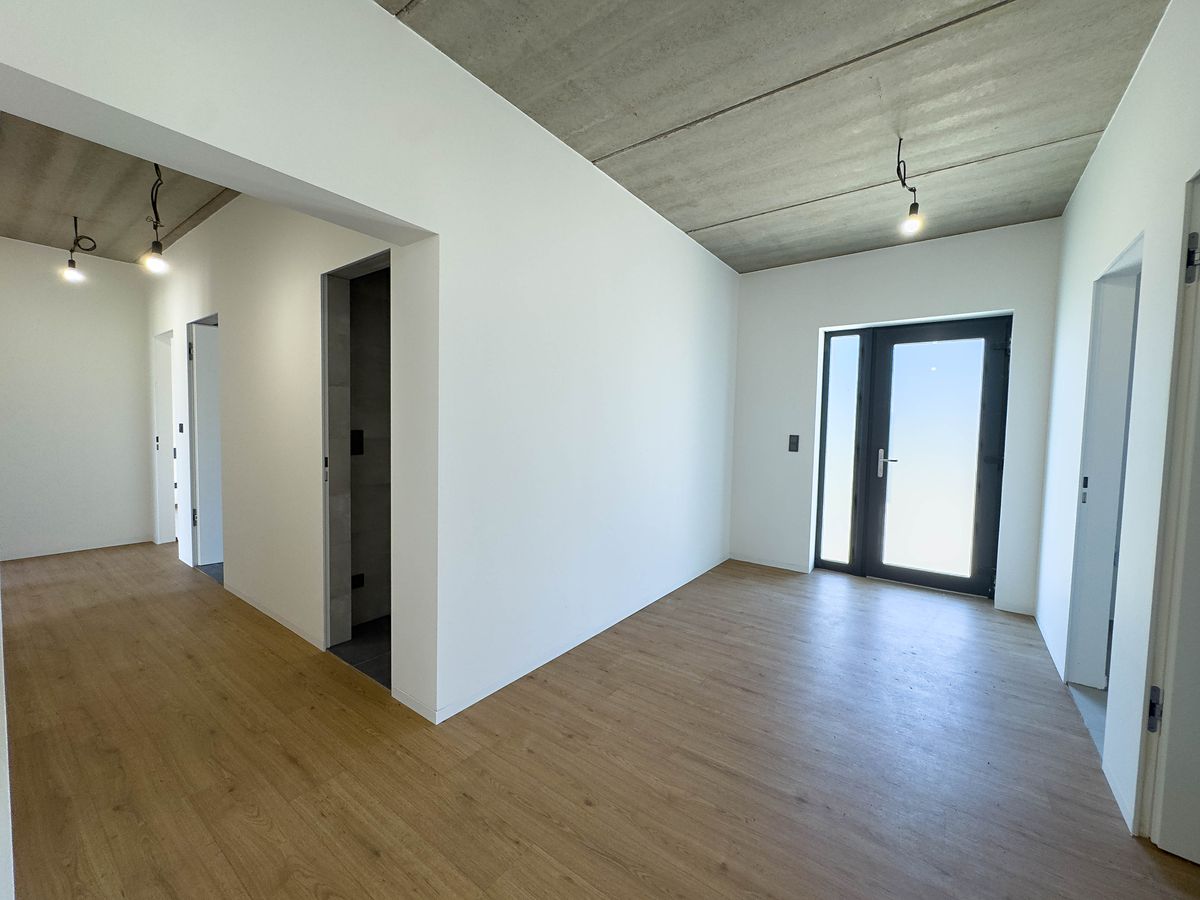 Prodej rodinného domu 115 m², pozemek 887 m² – fotografie 3