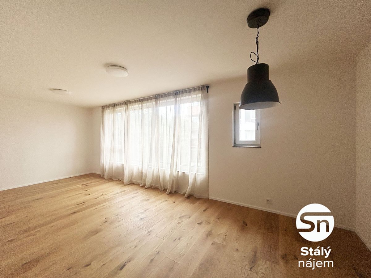Pronájem bytu 1+kk 39 m²