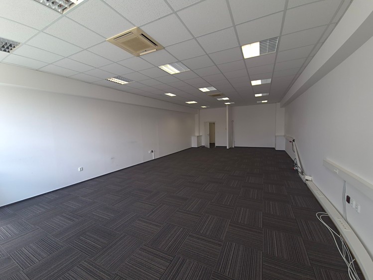 Комерційне приміщення в оренду, 140 м² (11 з 14)